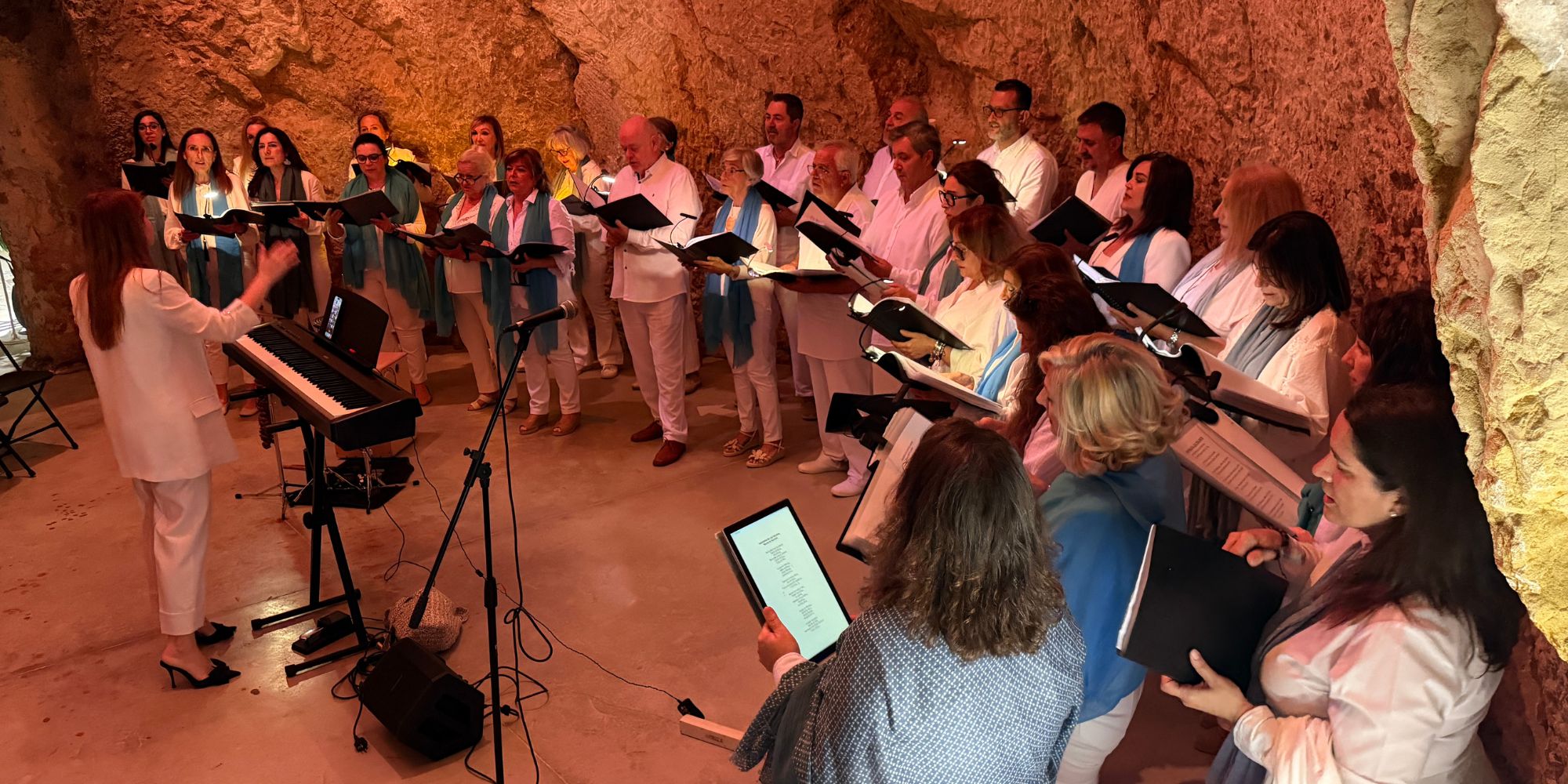 El Coro ICALI emociona en el Museo de Aguas de Alicante con “Las voces del agua”