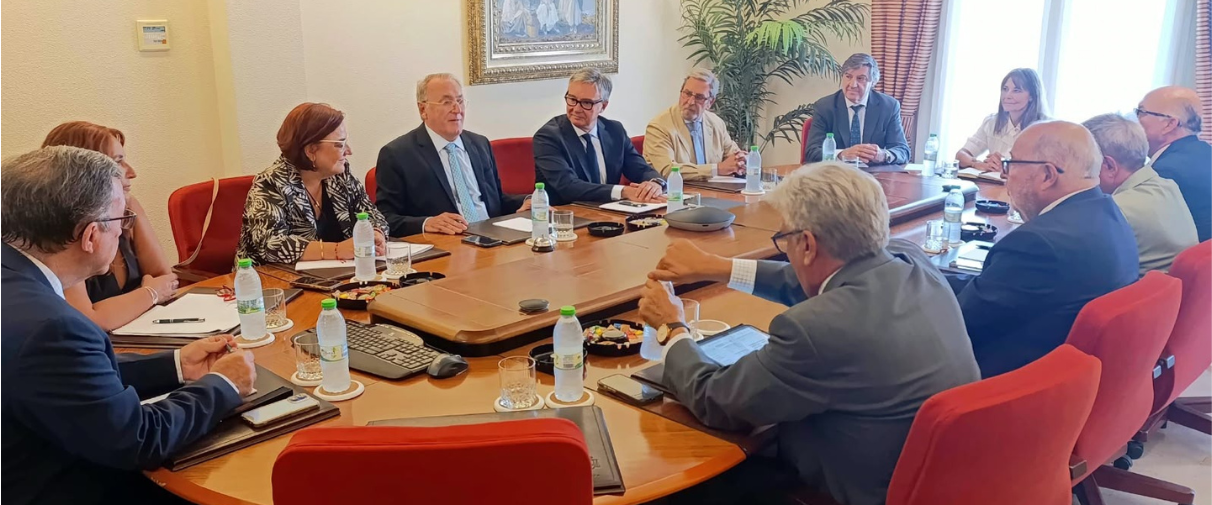La Abogacía andaluza aborda con el consejero de Justicia sus principales retos para la nueva legislatura